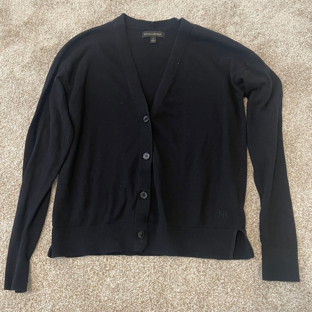 Banana Republic Black Lightweight Caridgan, Small